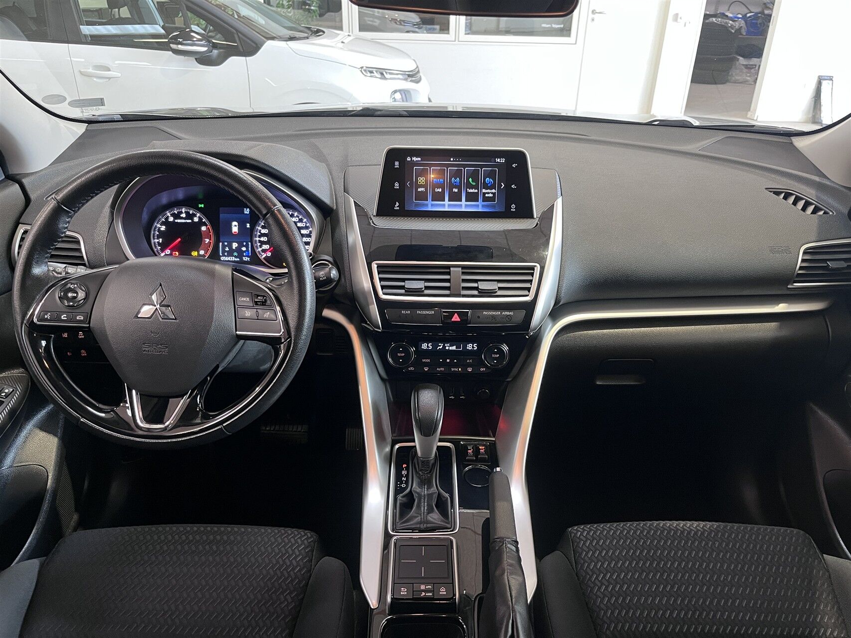 Billede af Mitsubishi Eclipse Cross 1,5 T-Mivec Invite+ CVT 163HK 5d 8g Aut.