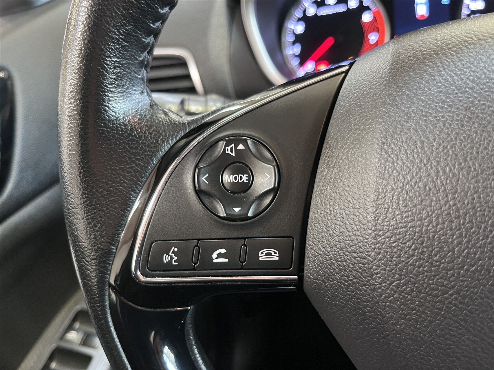 Billede af Mitsubishi Eclipse Cross 1,5 T-Mivec Invite+ CVT 163HK 5d 8g Aut.