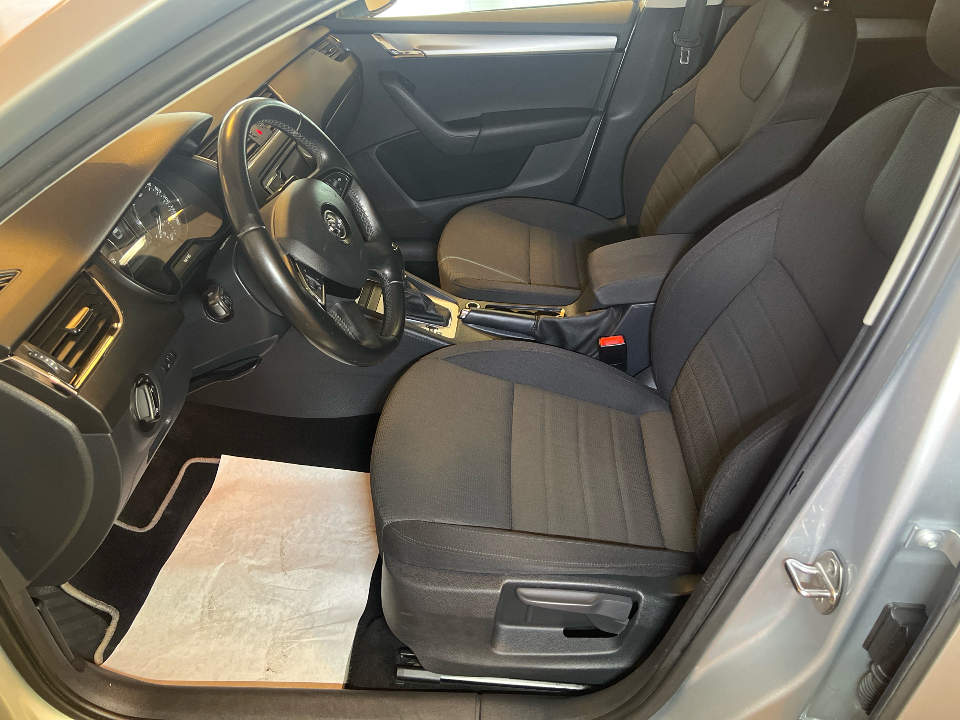 Billede af Skoda Octavia Combi 1,4 TSI Elegance DSG 140HK Stc 7g Aut.