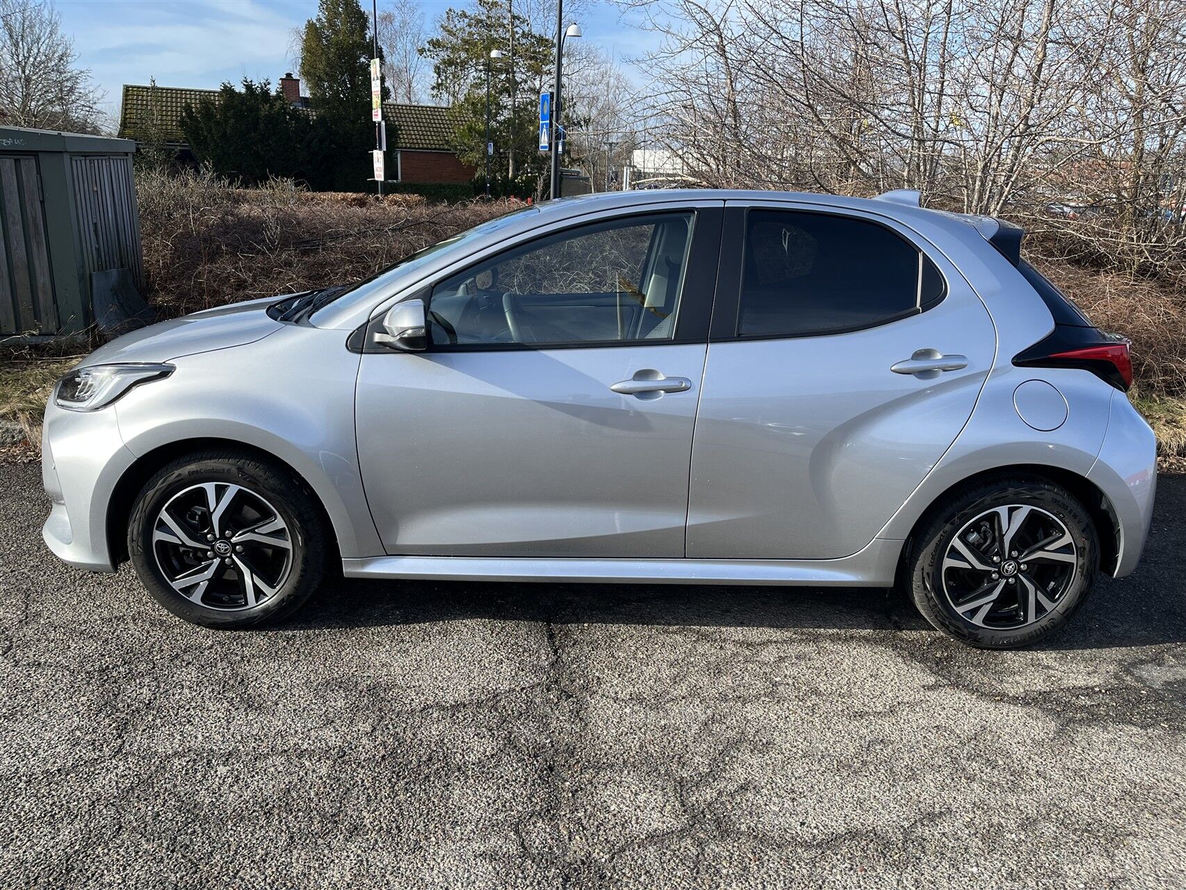 Billede af Toyota Yaris 1,5 Hybrid Style Comfort 116HK 5d Trinl. Gear