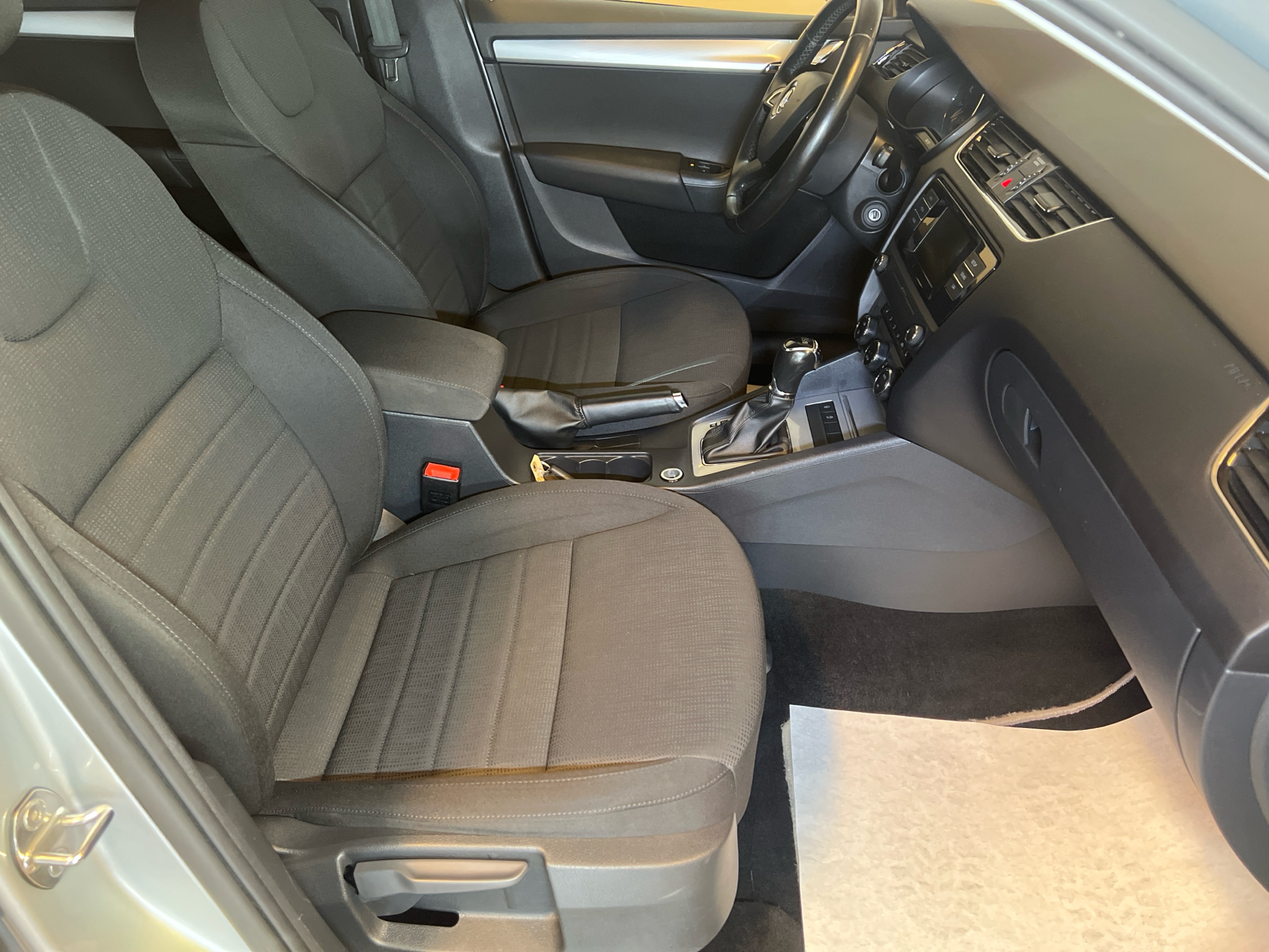 Billede af Skoda Octavia Combi 1,4 TSI Elegance DSG 140HK Stc 7g Aut.