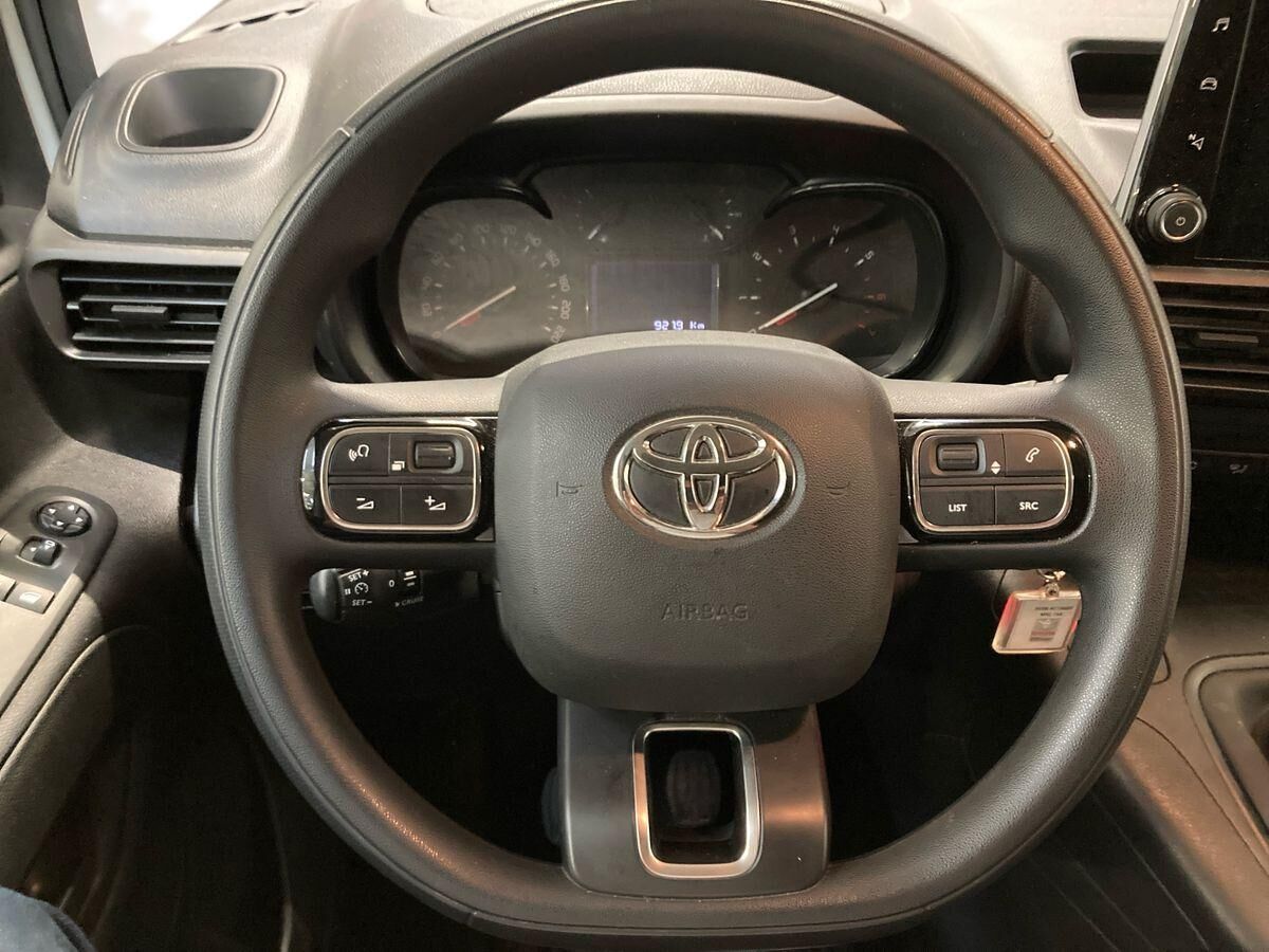 Billede af Toyota Proace City Medium 1,5 D Comfort 102HK Van