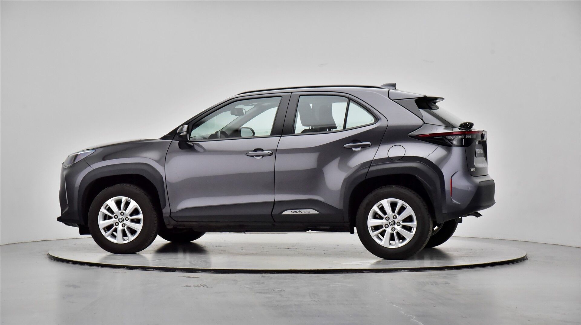 Billede af Toyota Yaris Cross 1,5 Hybrid Active Technology Plus 116HK 5d Trinl. Gear