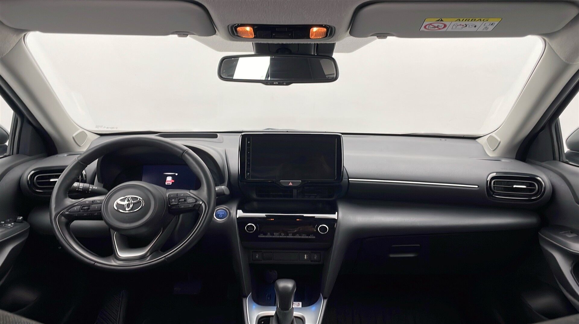 Billede af Toyota Yaris Cross 1,5 Hybrid Active Technology Plus 116HK 5d Trinl. Gear