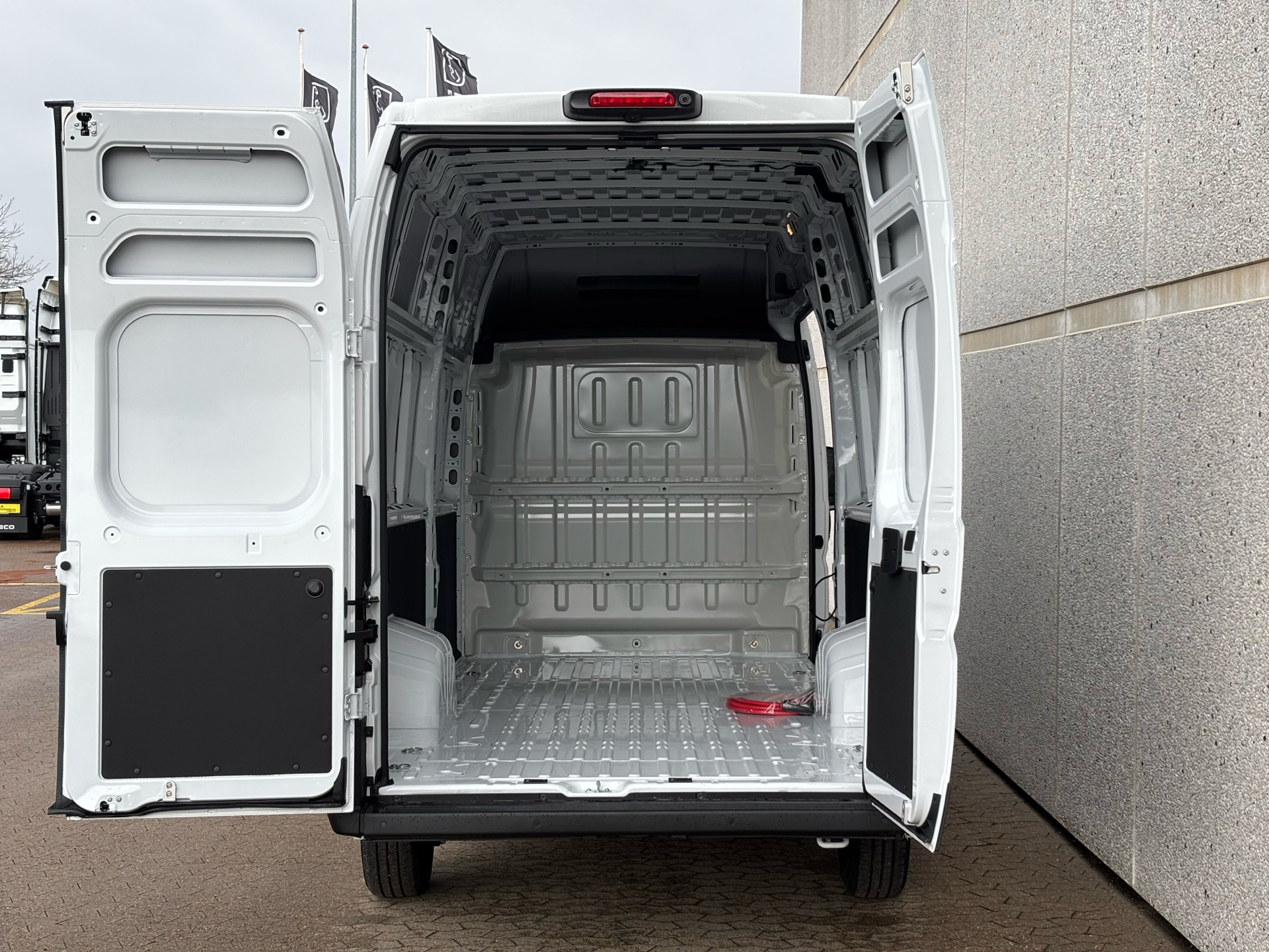 Billede af Fiat E-Ducato 42M L4H3 EL Comfort 270HK Van Aut.