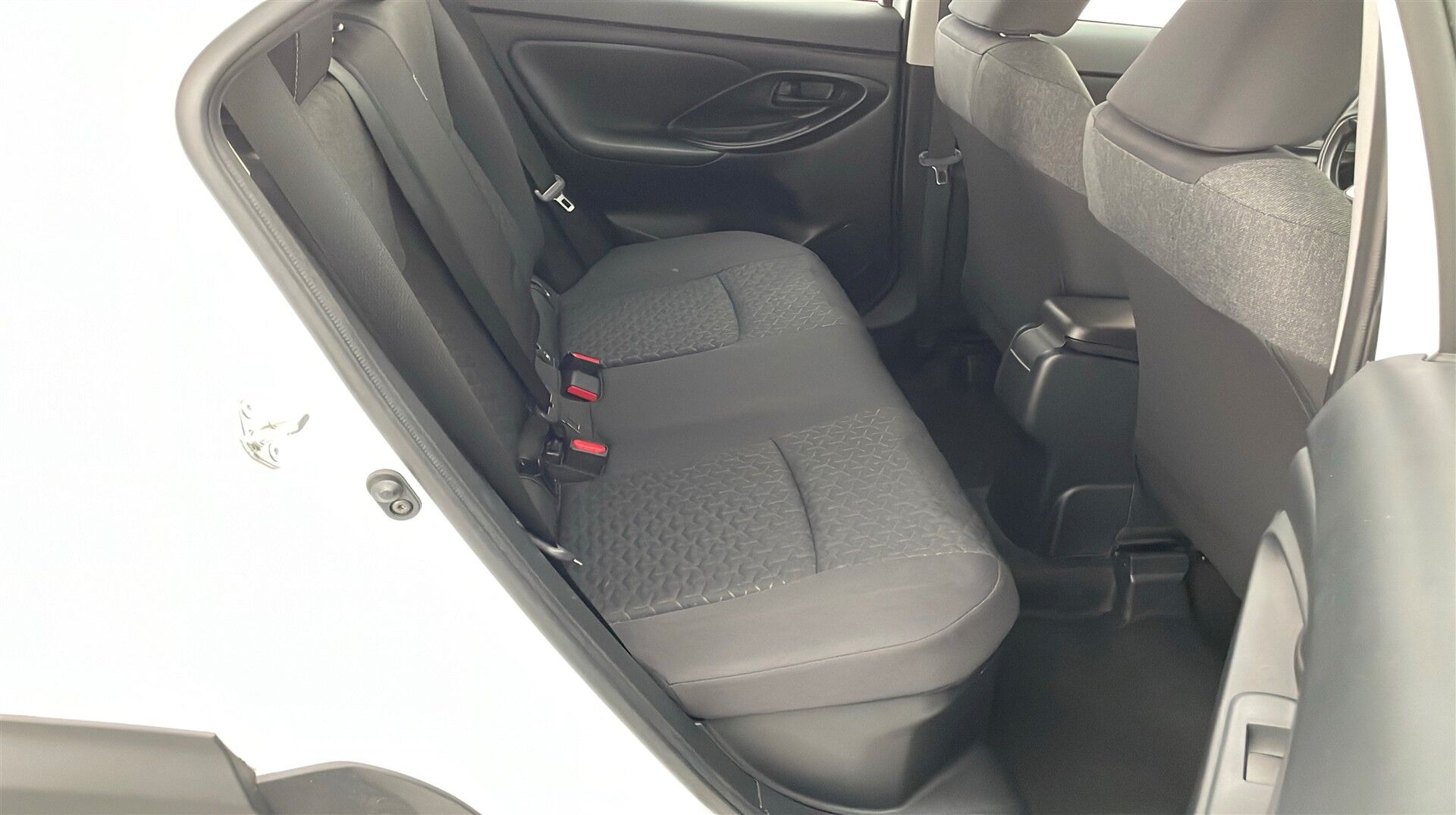 Billede af Toyota Yaris Cross 1,5 Hybrid Active 116HK 5d Trinl. Gear