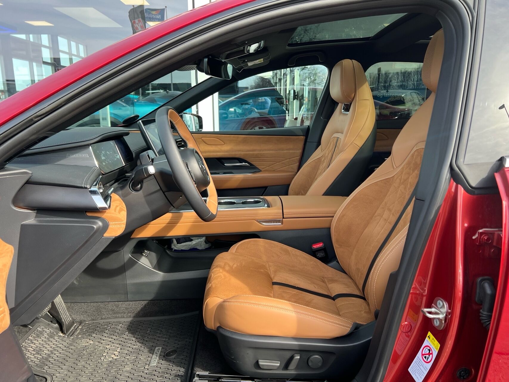 Billede af Mazda 6e EL Takumi Plus 245HK 5d Aut.