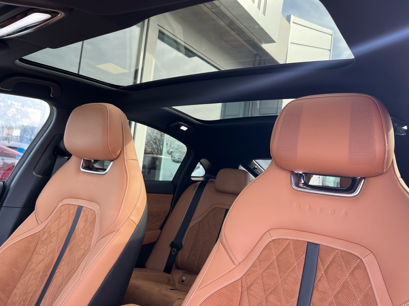 Billede af Mazda 6e EL Takumi Plus 245HK 5d Aut.