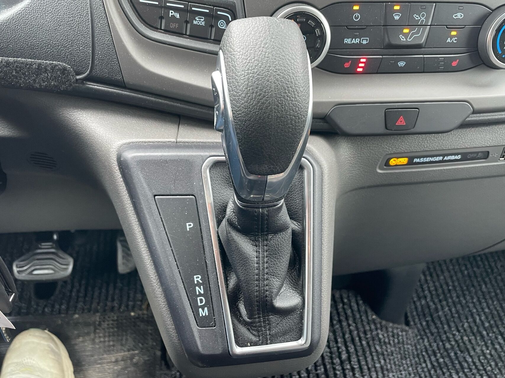 Billede af Ford Transit Custom 320 L2H1 2,0 TDCi Trend 170HK 6g Aut.