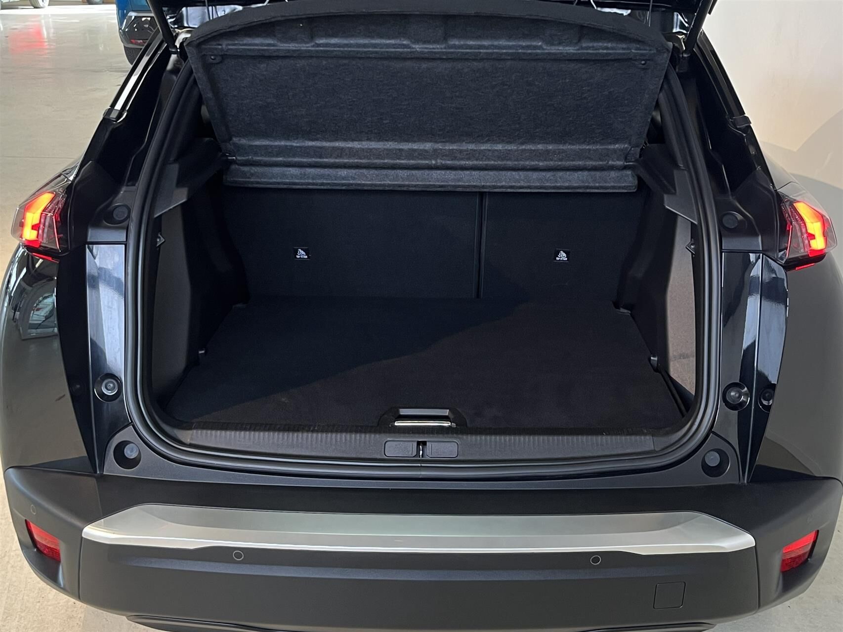 Billede af Peugeot e-2008 EL GT Sky 136HK 5d Aut.