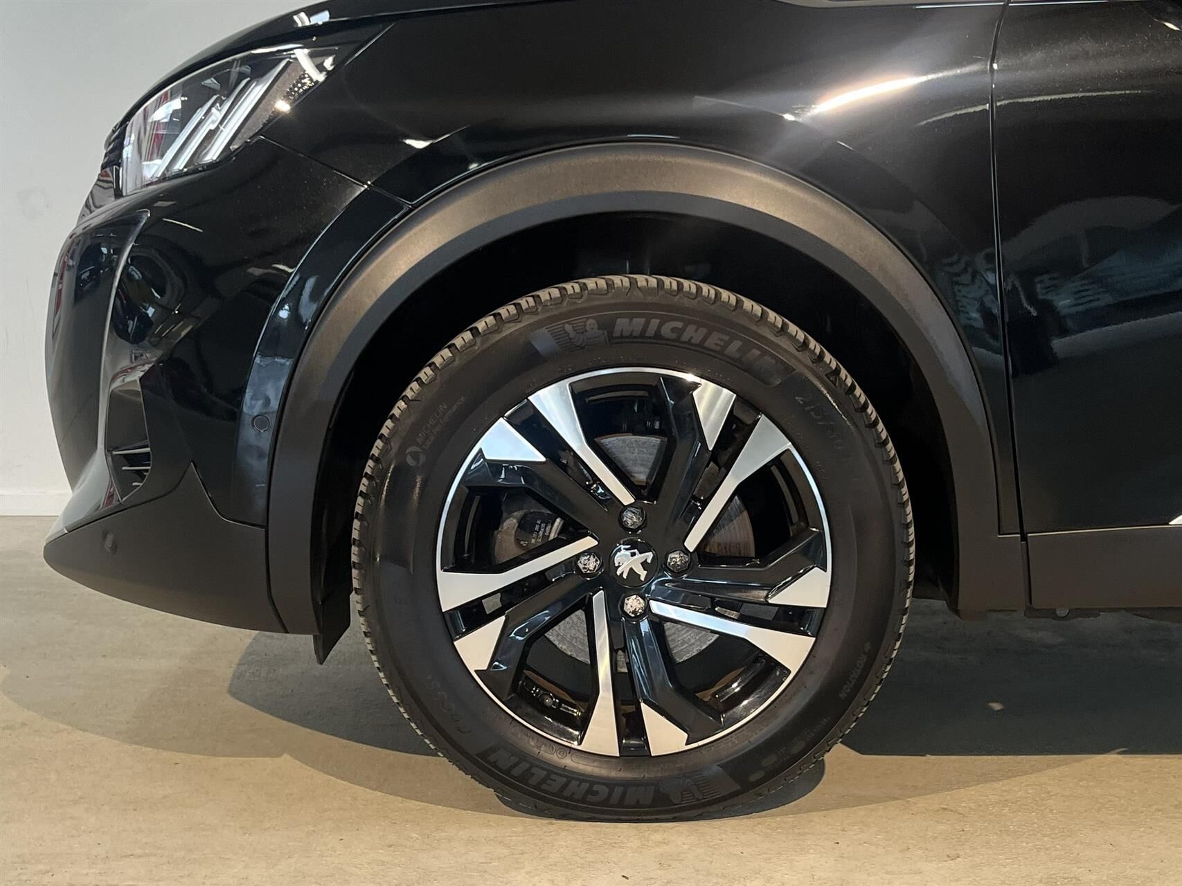 Billede af Peugeot e-2008 EL GT Sky 136HK 5d Aut.