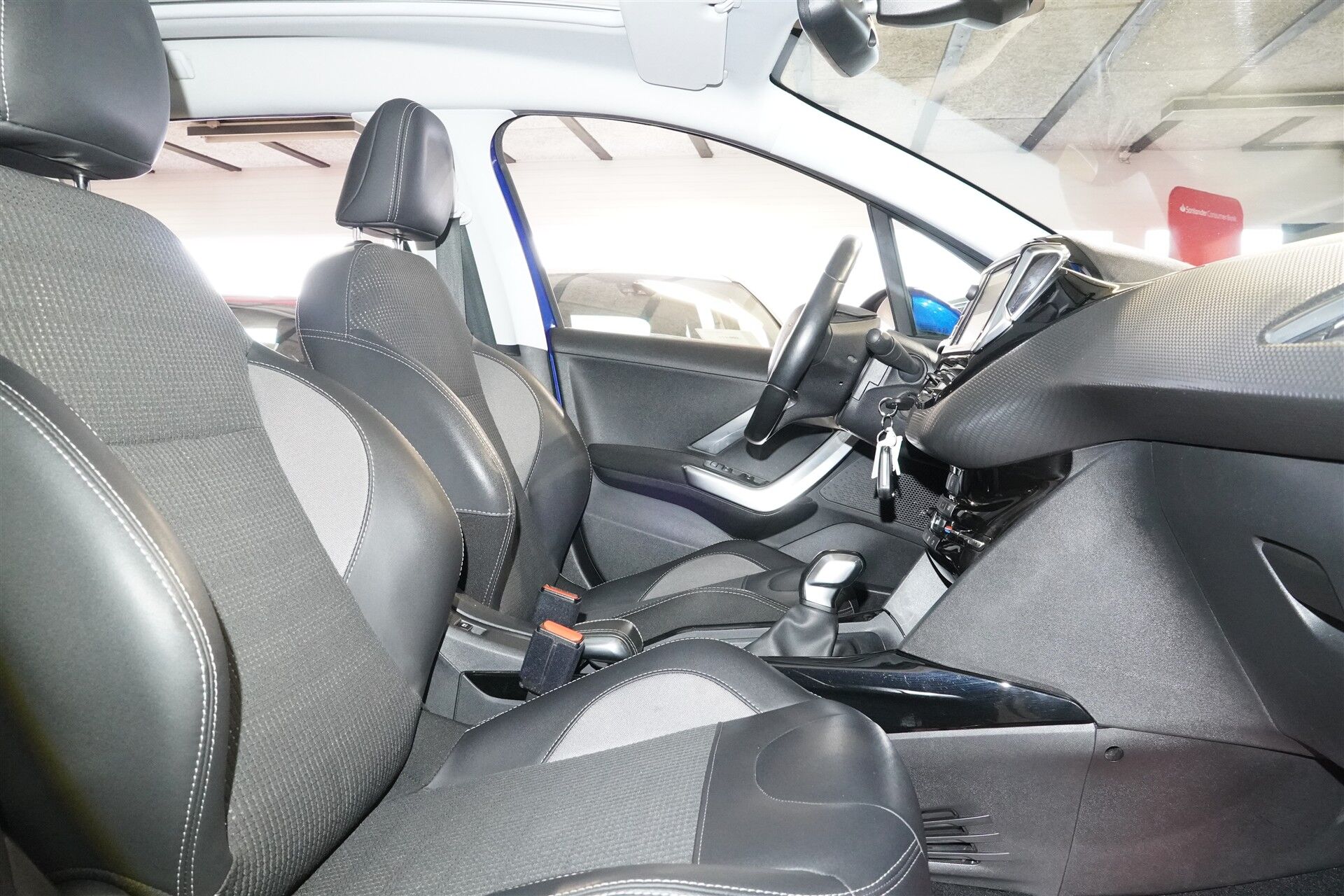 Billede af Peugeot 2008 1,5 BlueHDi Allure 100HK 5d