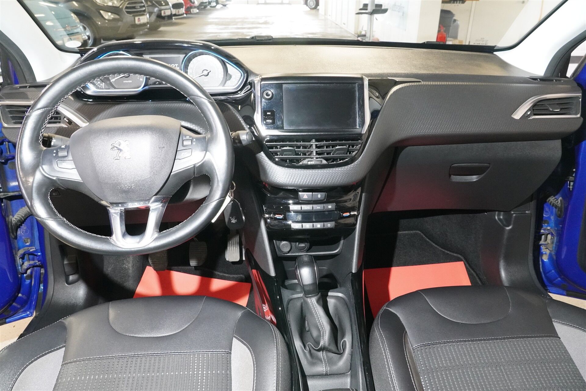 Billede af Peugeot 2008 1,5 BlueHDi Allure 100HK 5d