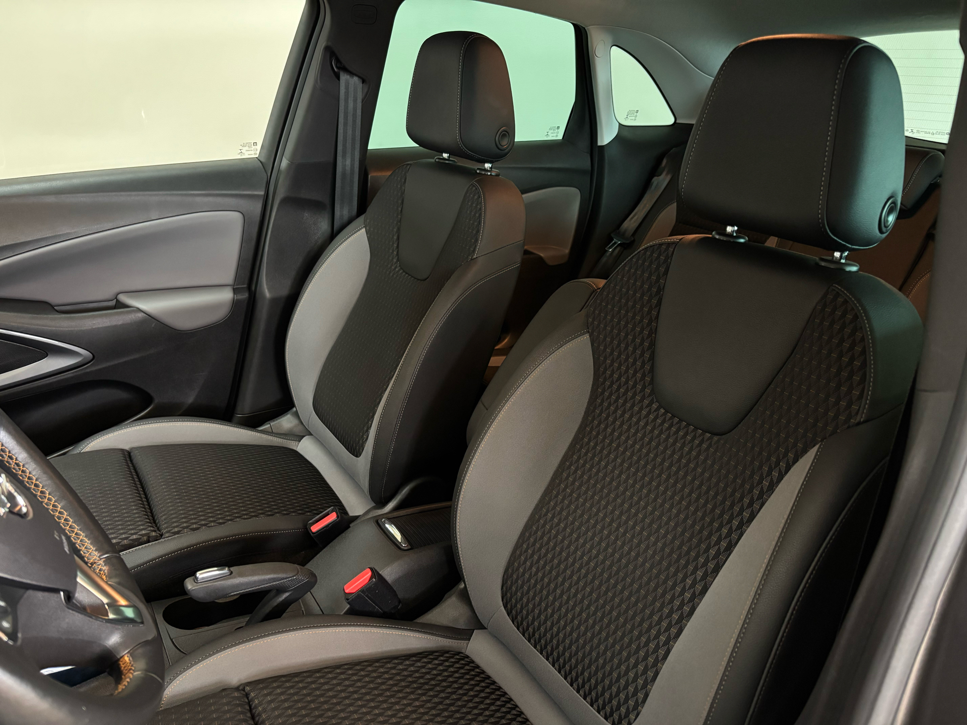 Billede af Opel Crossland X 1,2 T Sport Start/Stop 110HK 5d 6g