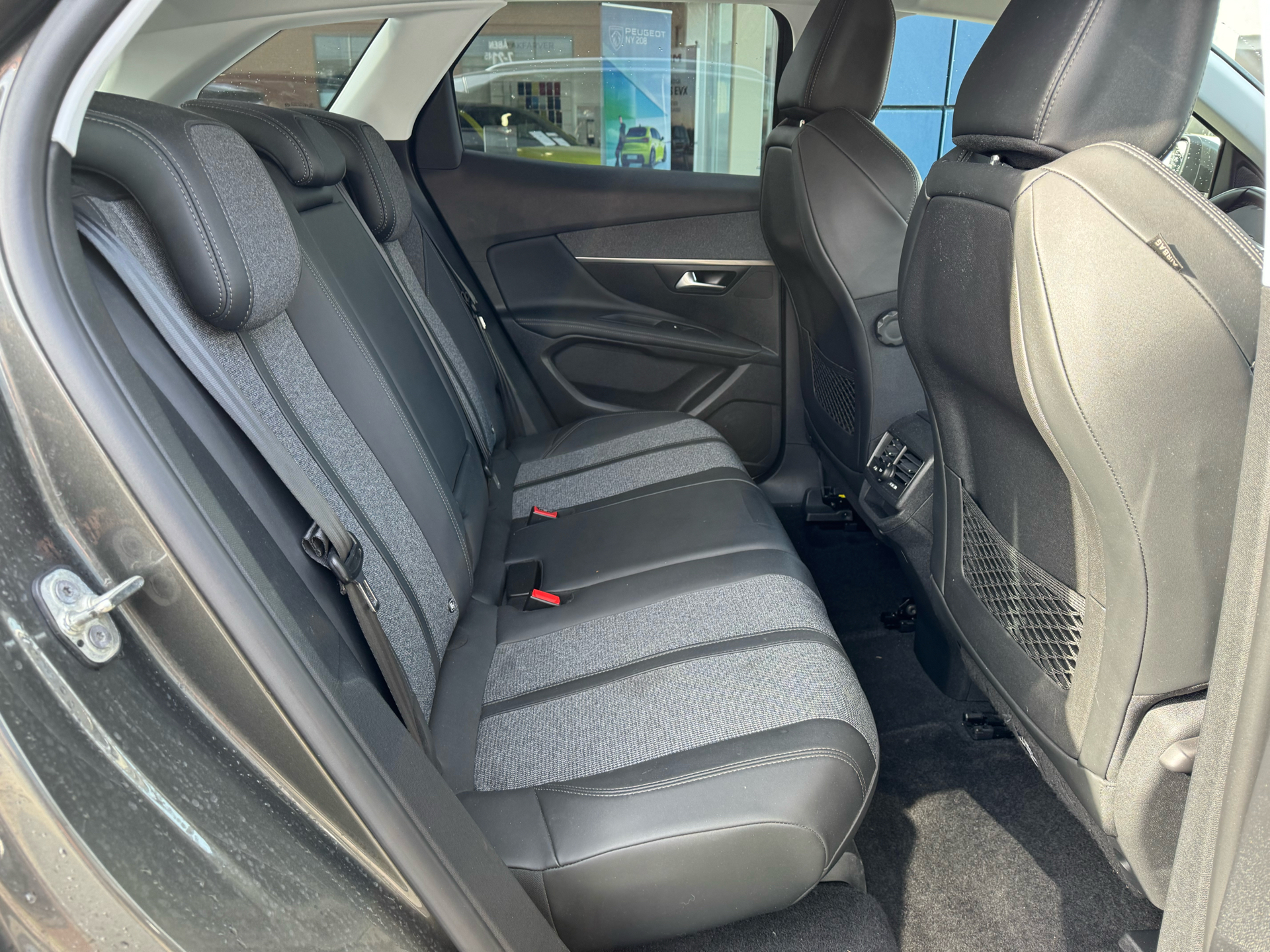 Billede af Peugeot 3008 1,2 PureTech Infinity LTD 130HK 5d 6g