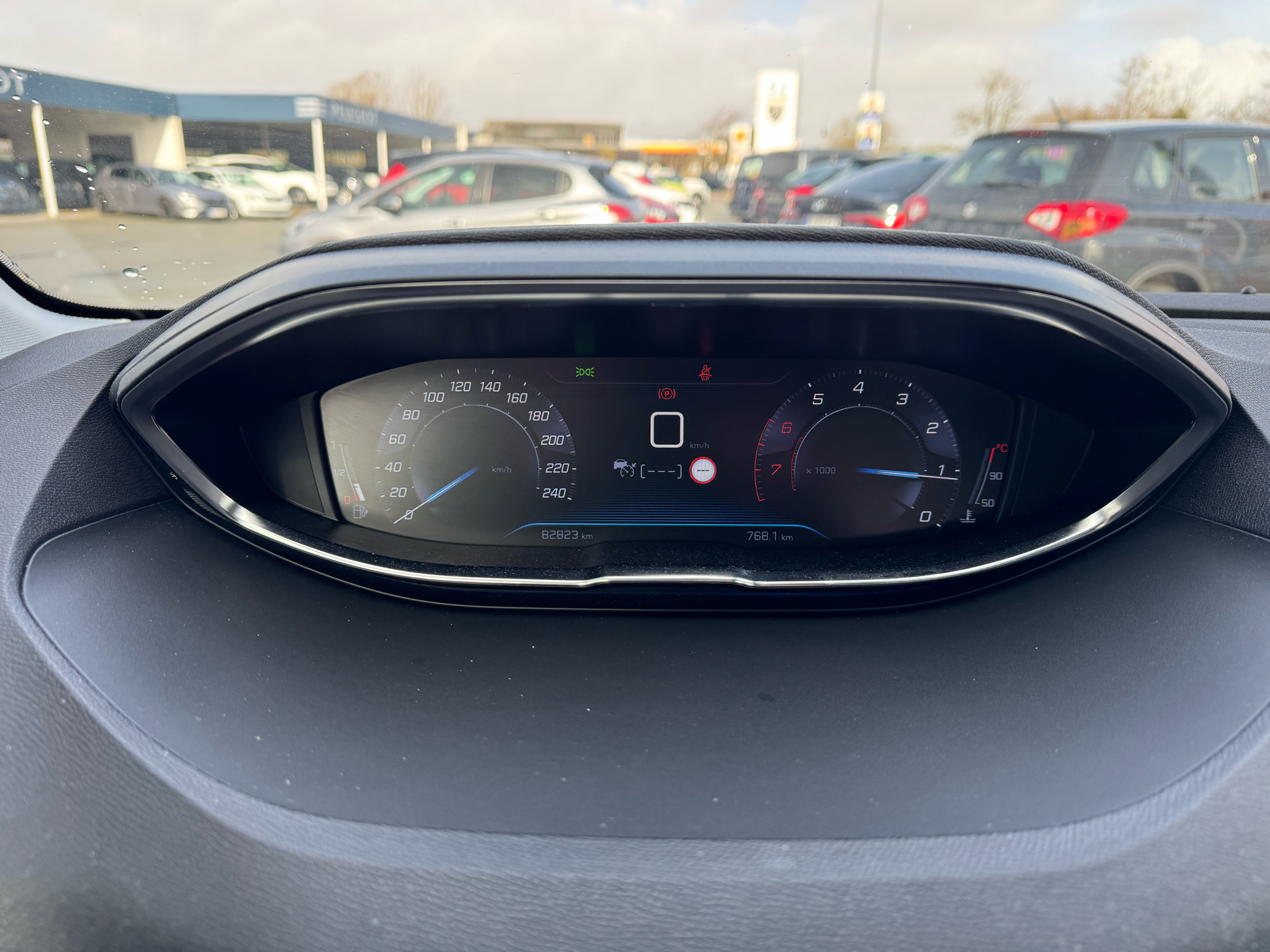 Billede af Peugeot 3008 1,2 PureTech Infinity LTD 130HK 5d 6g