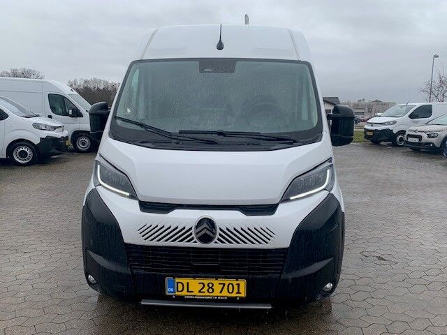 Billede af Citroën Jumper 35 L2H2 2,2 Blue HDi Masterline EAT8 140HK Van 8g Aut.