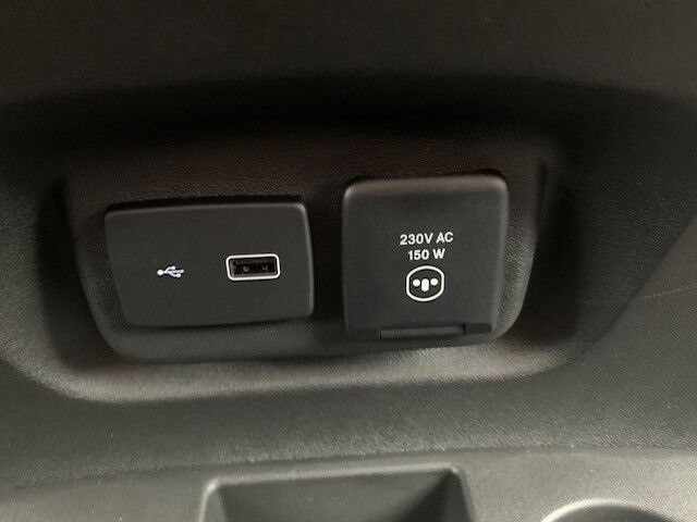 Billede af Citroën Jumper 35 L2H2 2,2 Blue HDi Masterline EAT8 140HK Van 8g Aut.