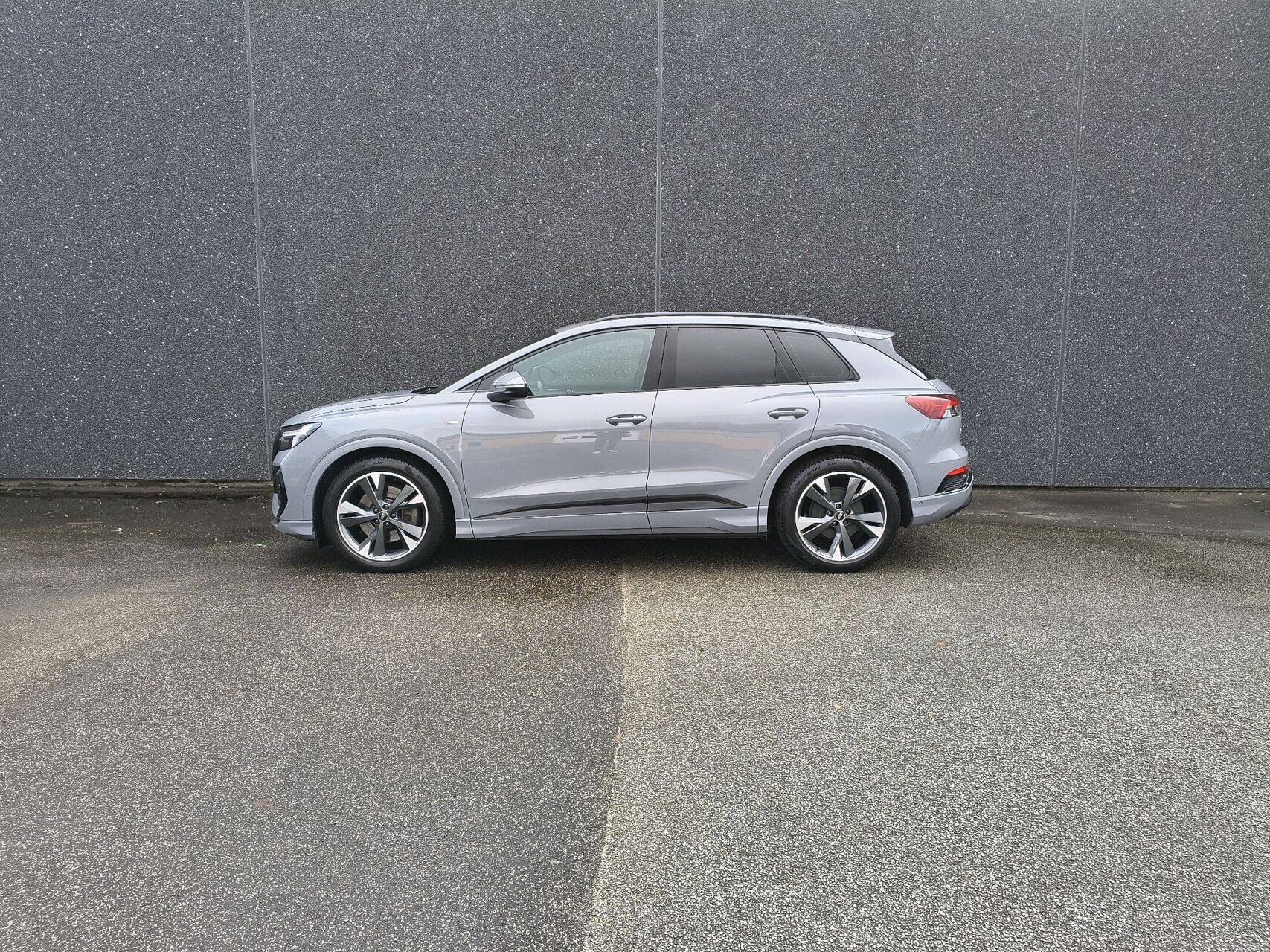 Billede af Audi Q4 Sportback 40 E-tron S Line 204HK 5d Aut.