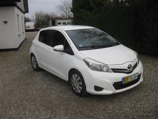 Toyota Yaris 1,4 D-4D T2 90HK 5d 6g