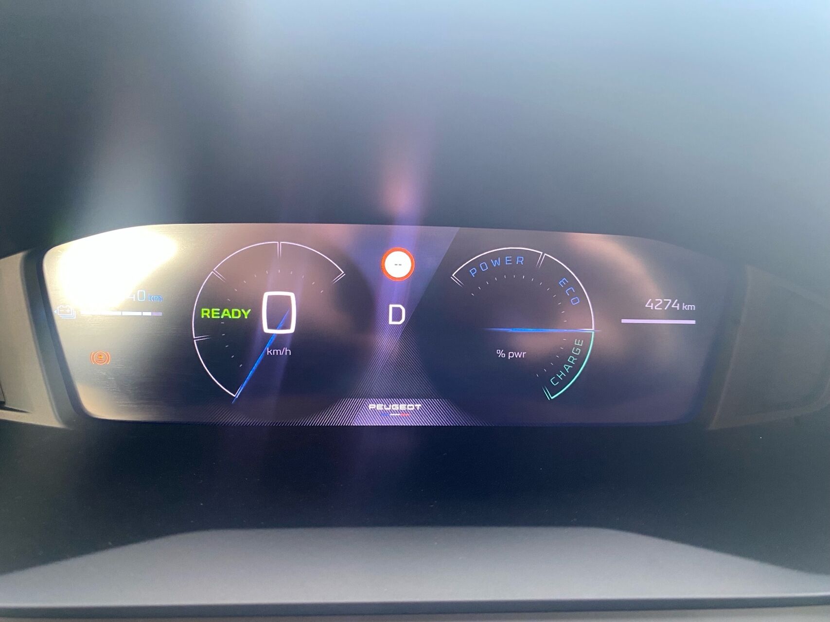 Billede af Peugeot e-2008 EL Allure 156HK 5d Aut.