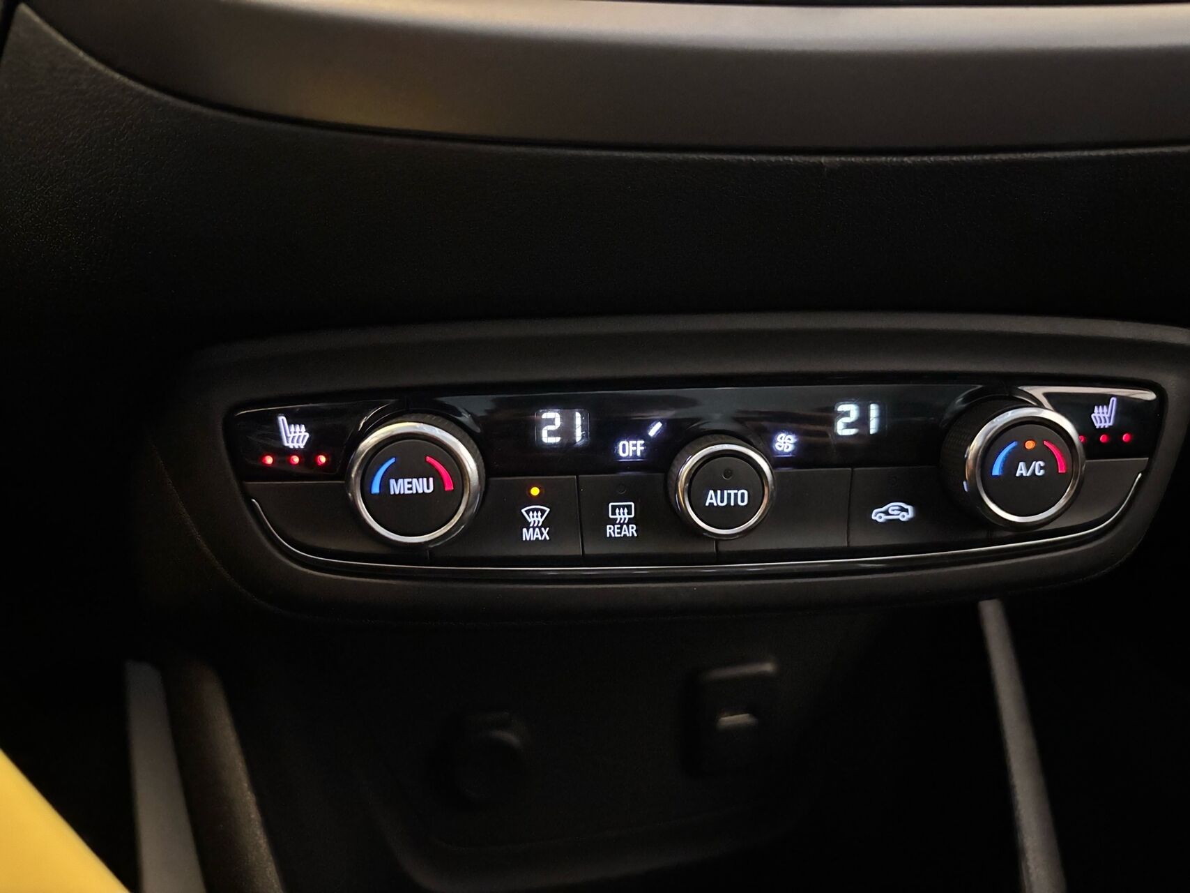 Billede af Opel Crossland X 1,2 Edition+ 83HK 5d