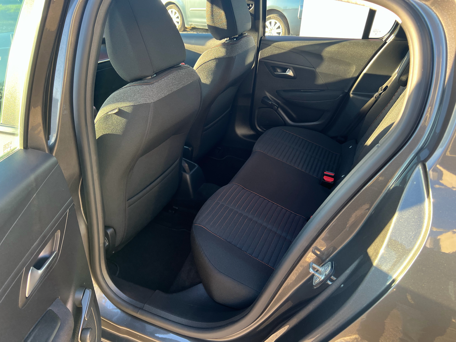 Billede af Peugeot 208 1,2 PureTech Active Edition 75HK 5d