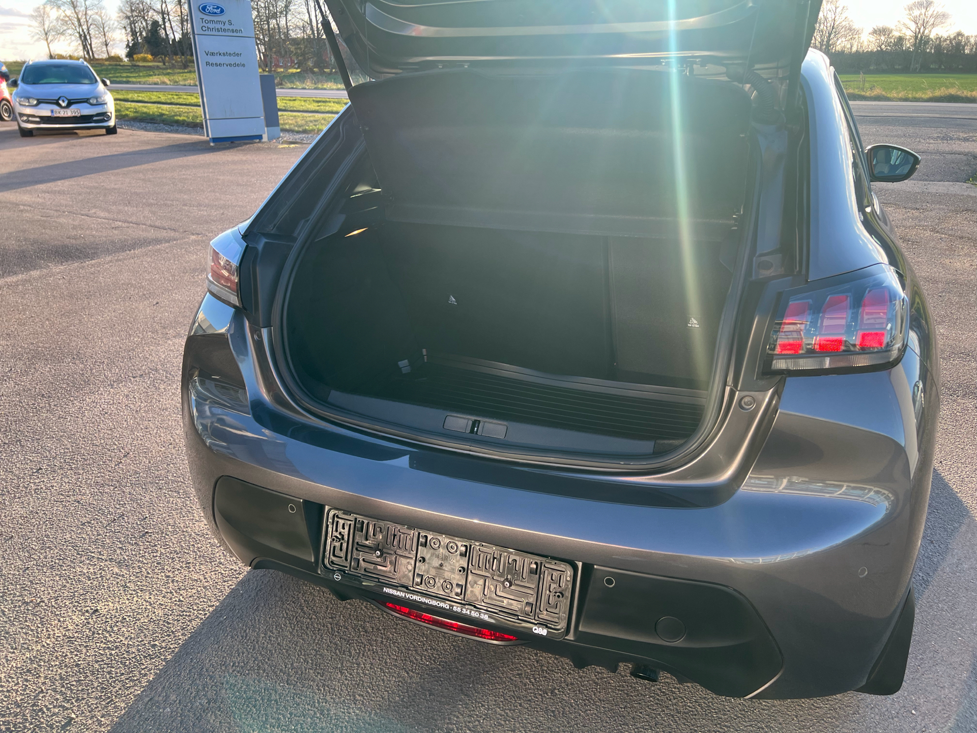 Billede af Peugeot 208 1,2 PureTech Active Edition 75HK 5d