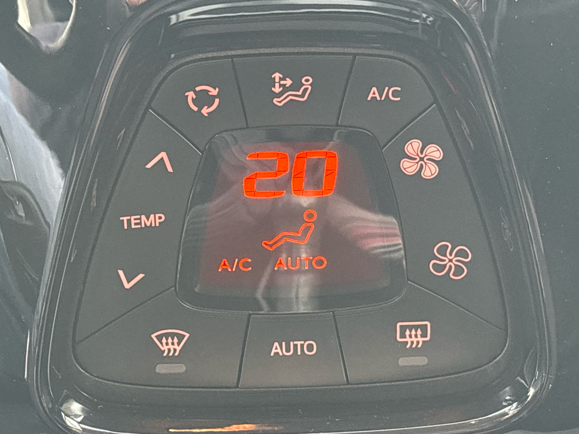 Billede af Citroën C1 1,0 VTi Shine 72HK 5d