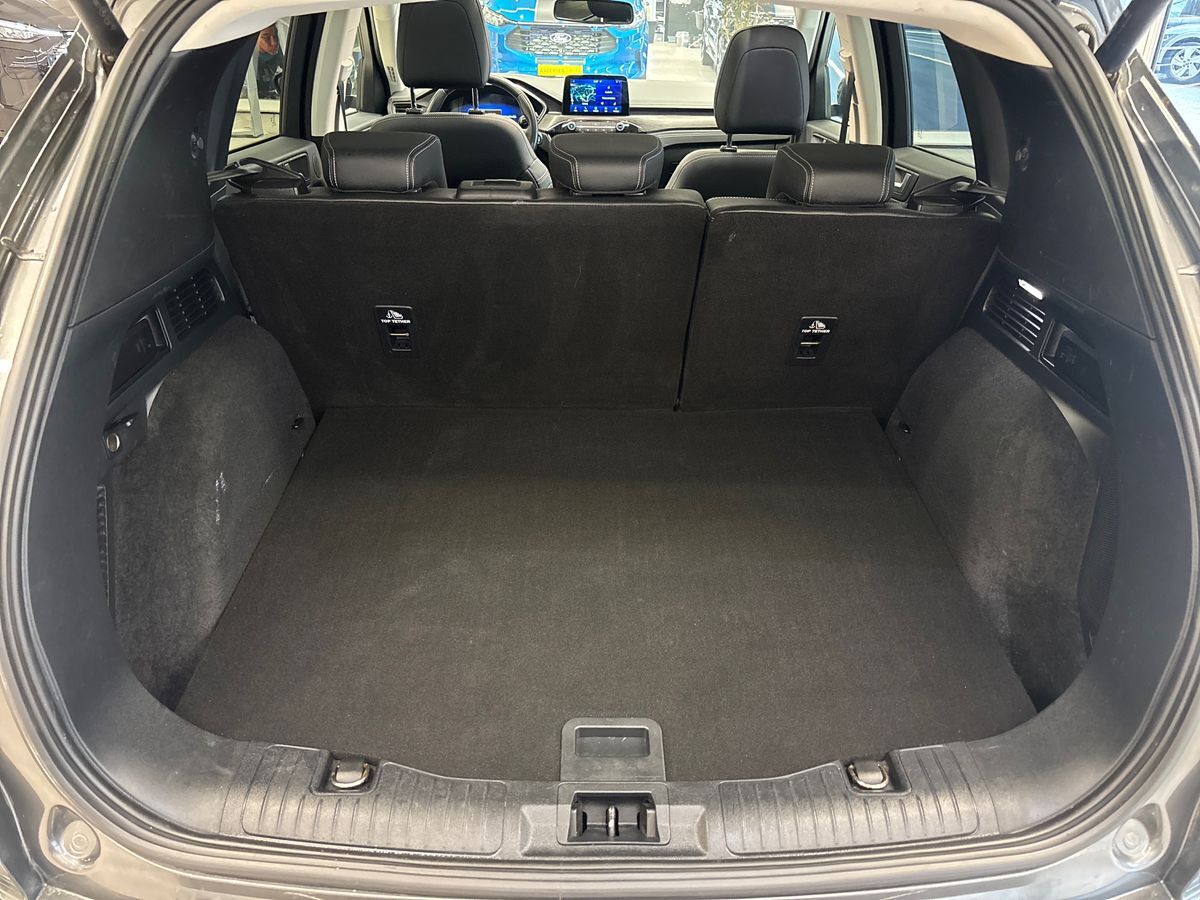 Billede af Ford Kuga 2,5 Plugin-hybrid Vignale CVT 225HK 5d Trinl. Gear