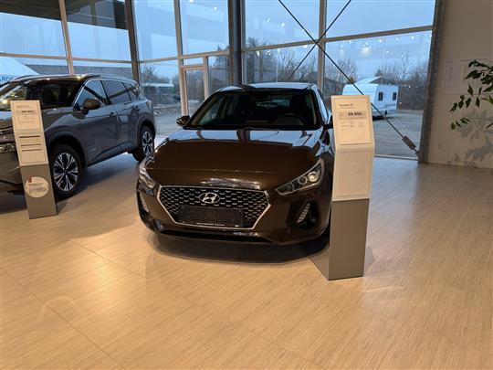 Hyundai i30 1,6 CRDi Premium 110HK 5d 6g