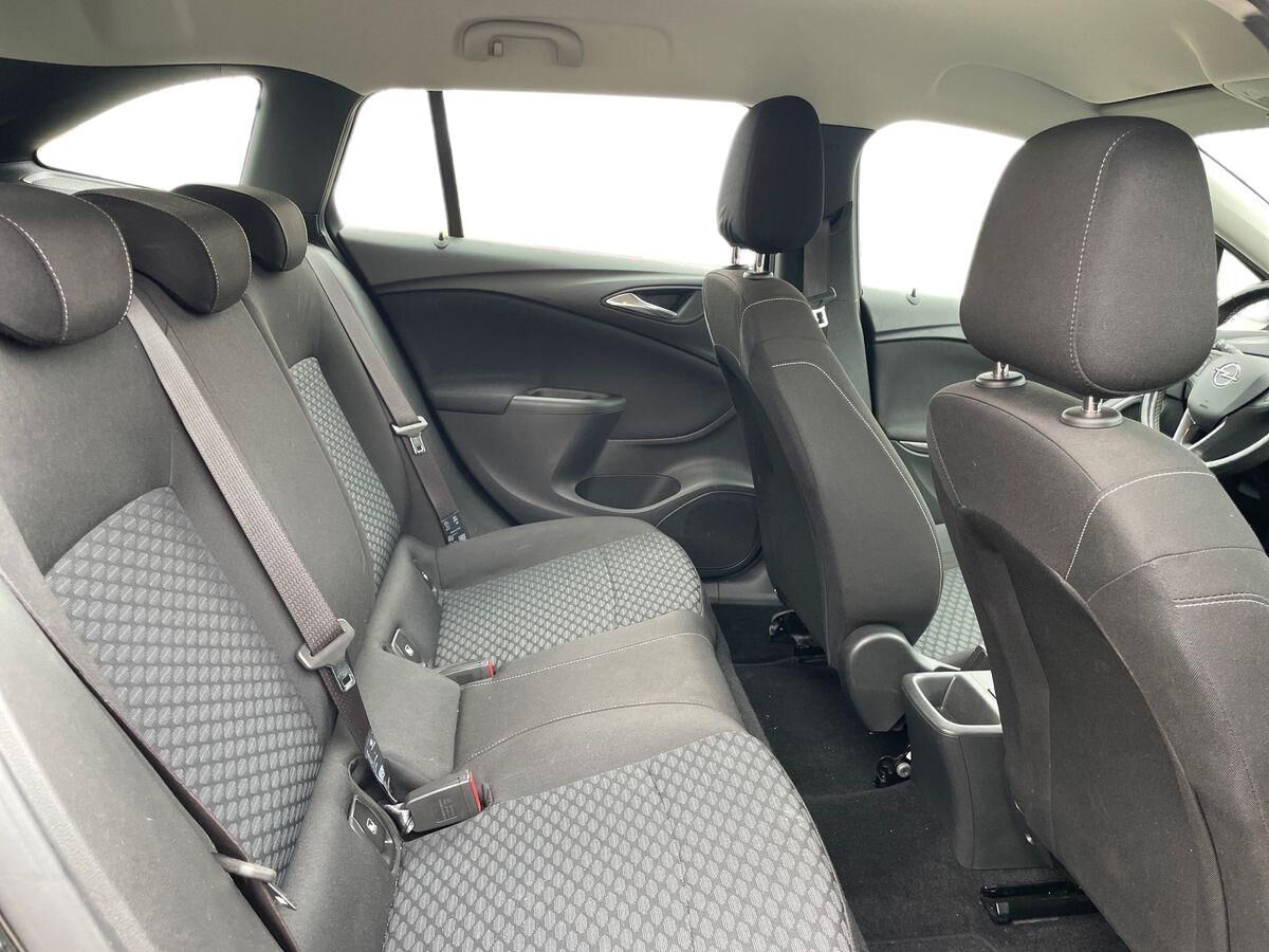 Billede af Opel Astra Sports Tourer 1,2 Turbo Edition+ 110HK Stc