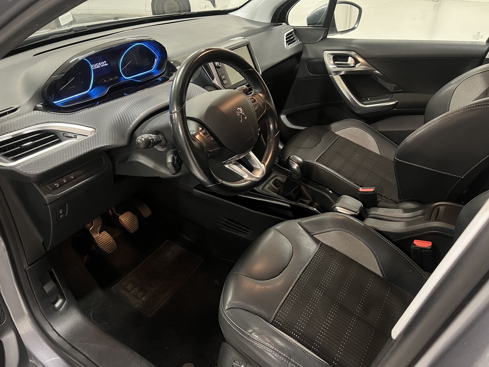 Billede af Peugeot 2008 1,6 BlueHDi Allure 100HK