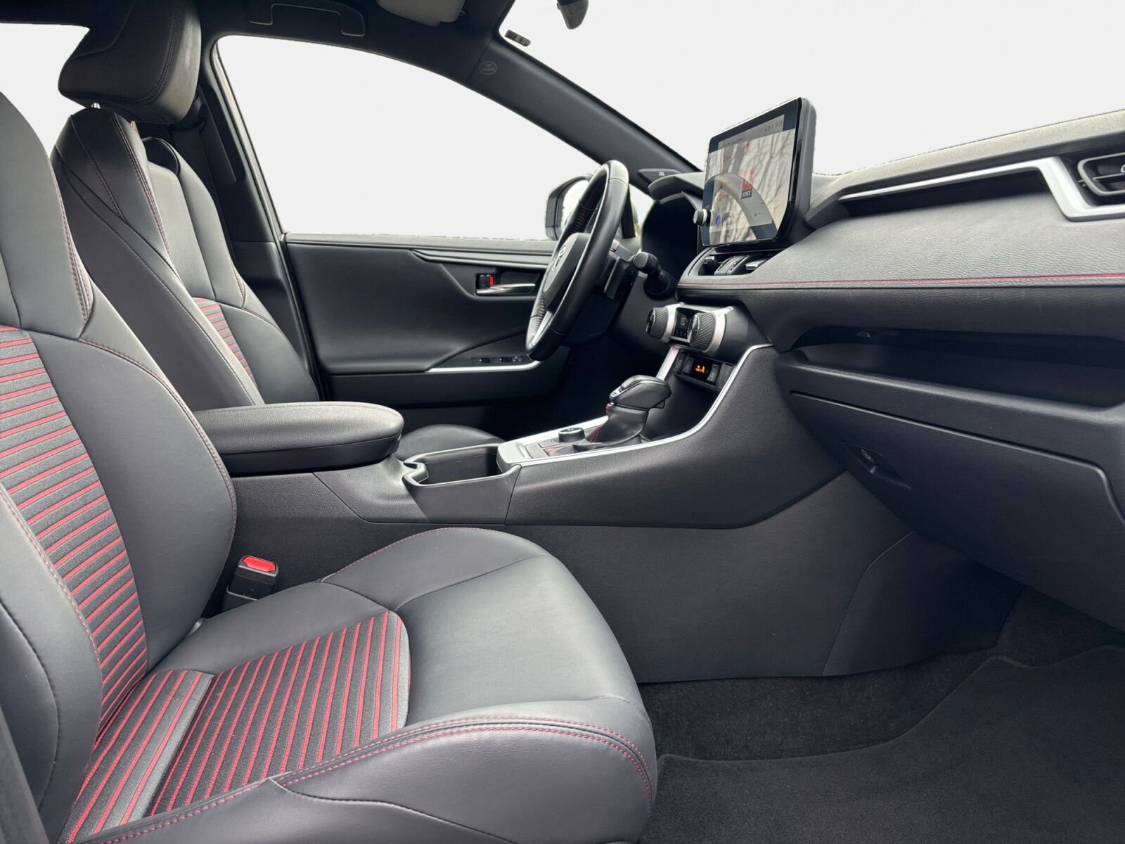 Billede af Toyota RAV4 Plug-in 2,5 Plugin-hybrid Style AWD 306HK 5d 6g Aut.