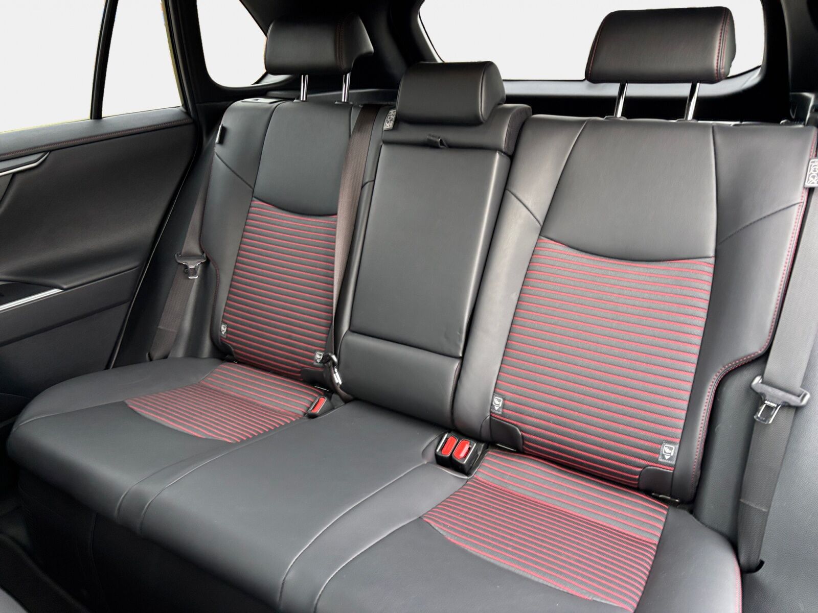 Billede af Toyota RAV4 Plug-in 2,5 Plugin-hybrid Style AWD 306HK 5d 6g Aut.