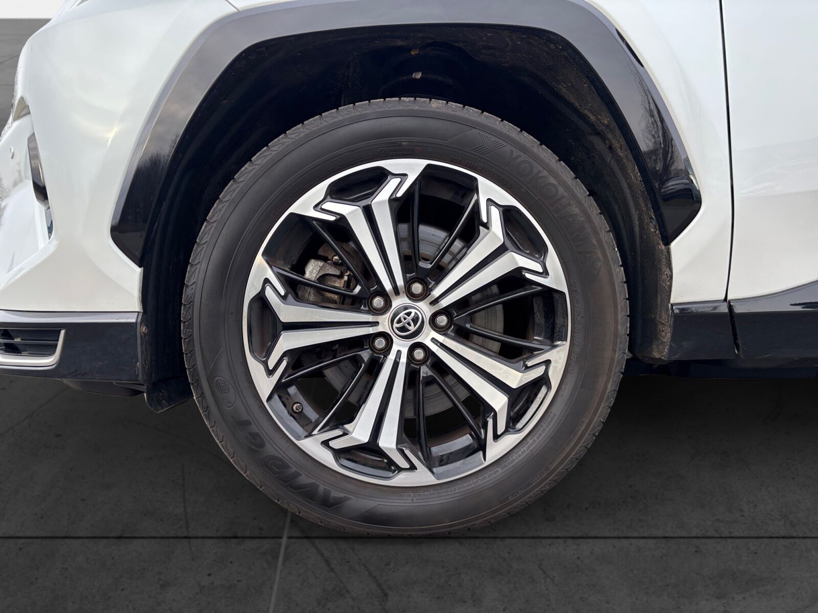 Billede af Toyota RAV4 Plug-in 2,5 Plugin-hybrid Style AWD 306HK 5d 6g Aut.