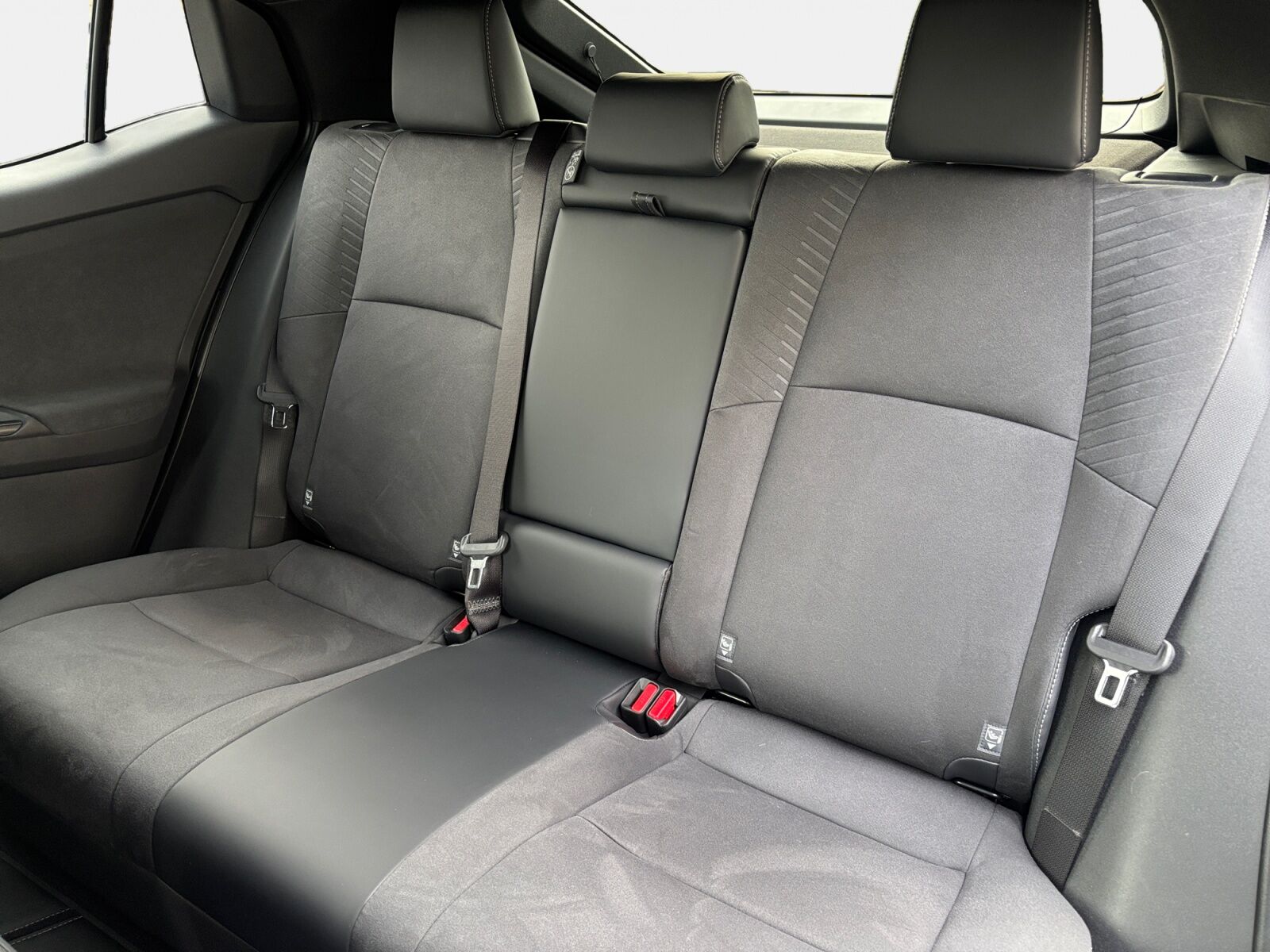 Billede af Toyota C-HR+ EL Executive AWD 343HK 5d Aut.