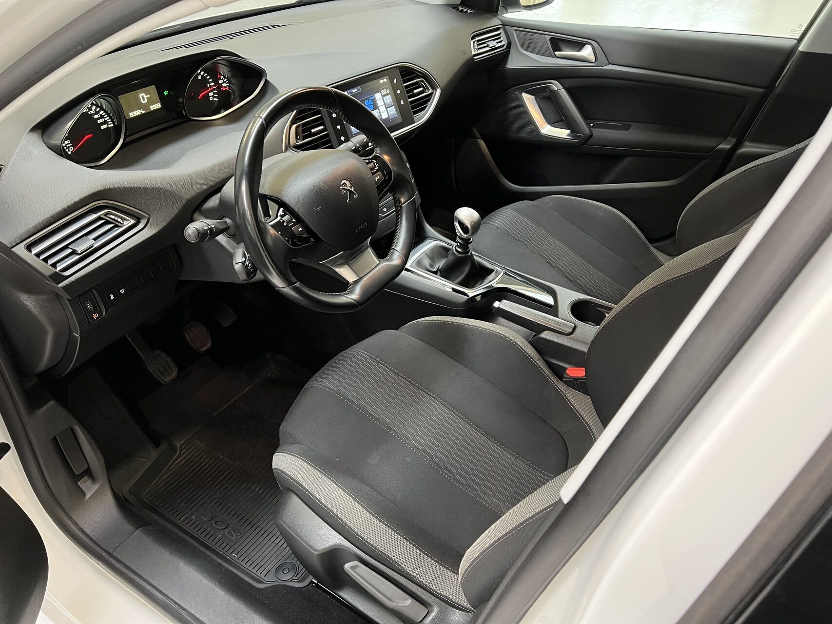 Billede af Peugeot 308 1,6 BlueHDi Style 120HK 5d