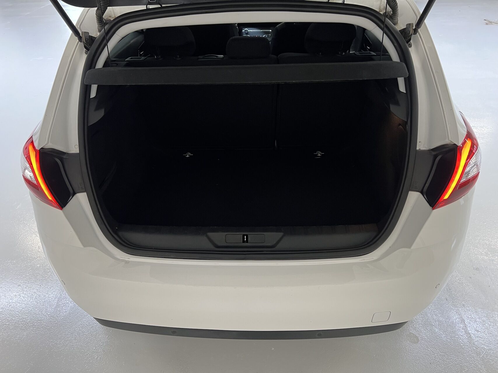 Billede af Peugeot 308 1,6 BlueHDi Style 120HK 5d