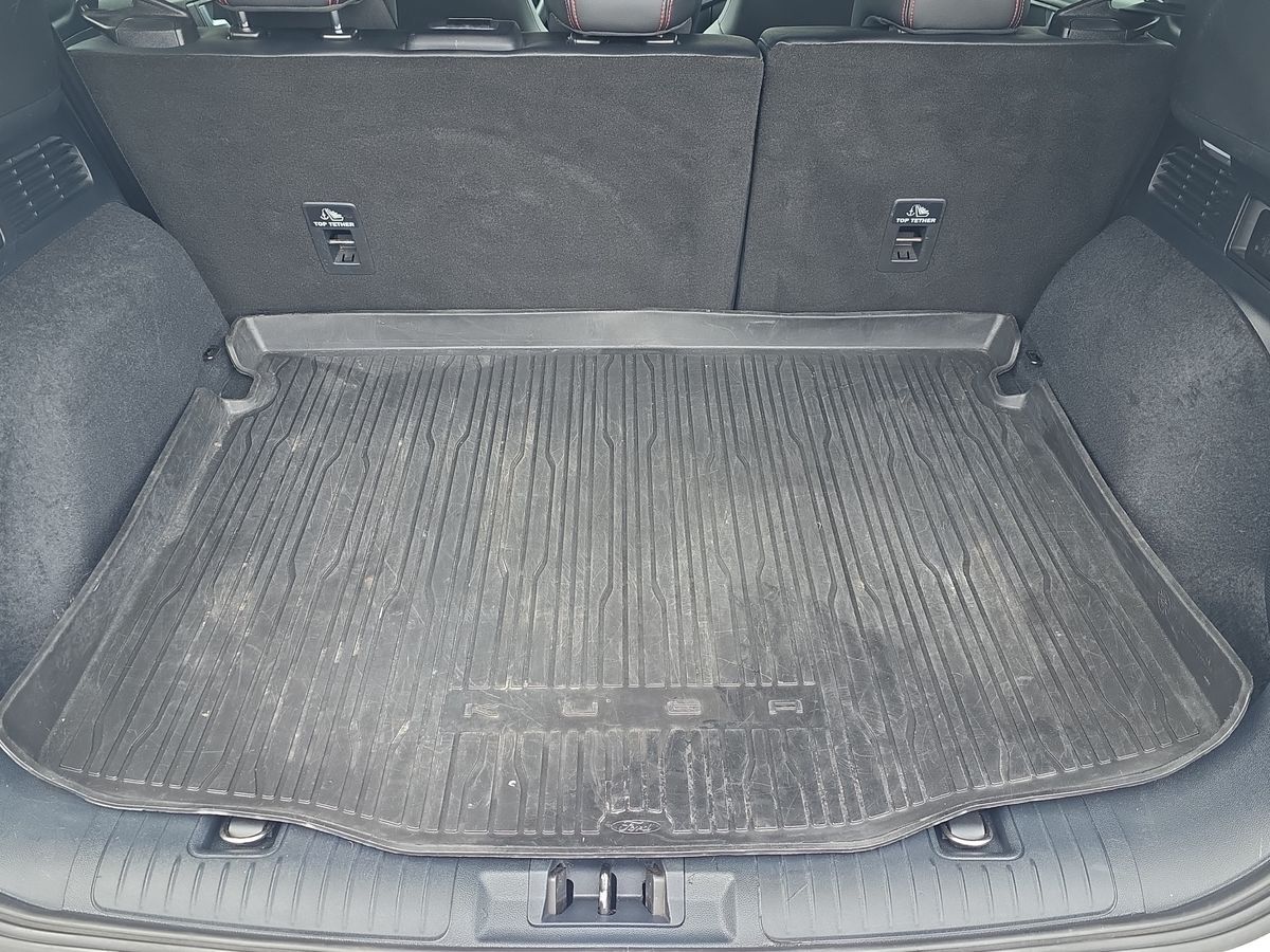 Billede af Ford Kuga 2,5 Plugin-hybrid ST-Line X CVT 225HK 5d Trinl. Gear