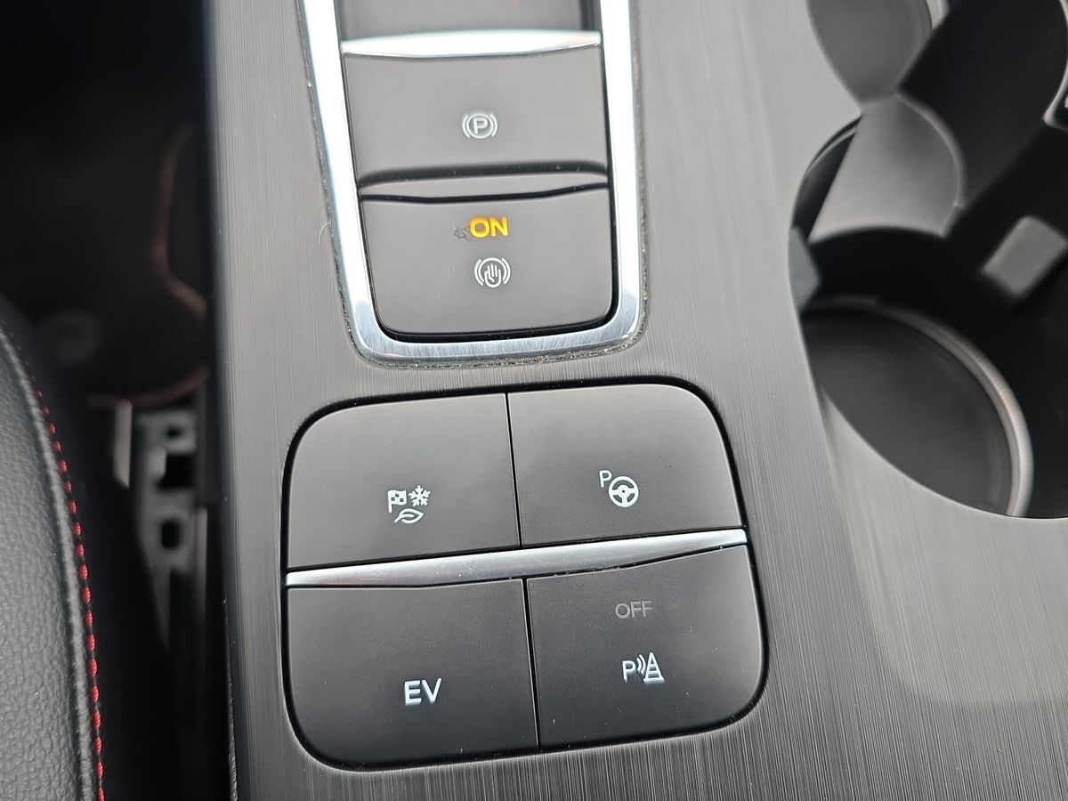 Billede af Ford Kuga 2,5 Plugin-hybrid ST-Line X CVT 225HK 5d Trinl. Gear