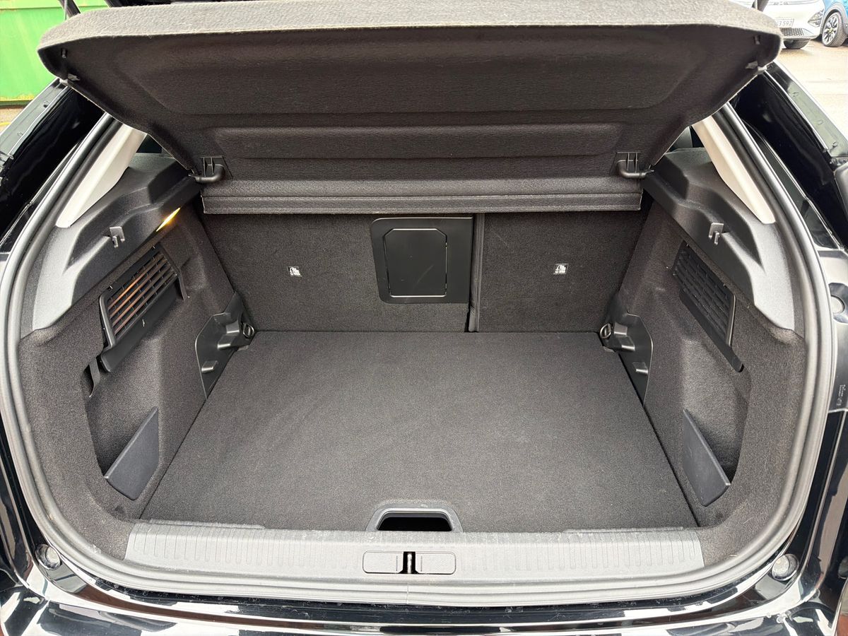 Billede af Citroën e-C4 EL Shine 136HK 5d Aut.