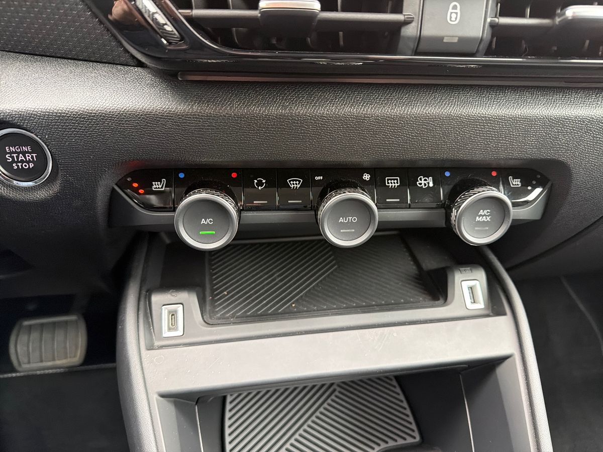 Billede af Citroën e-C4 EL Shine 136HK 5d Aut.