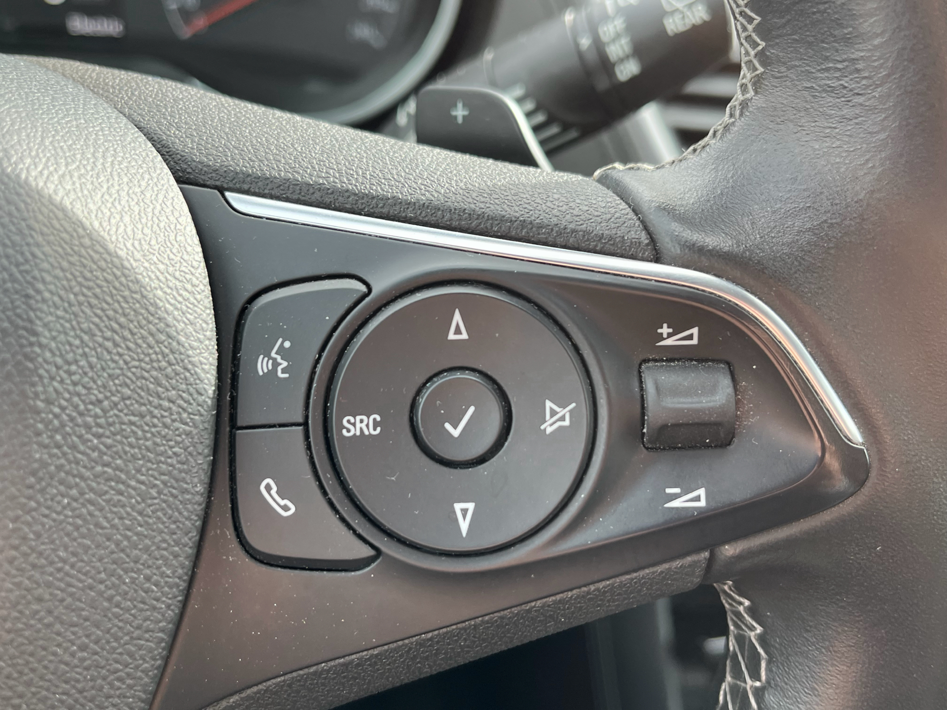 Billede af Opel Grandland X 1,6 PHEV  Plugin-hybrid EuroLine AWD 300HK 5d 8g Aut.