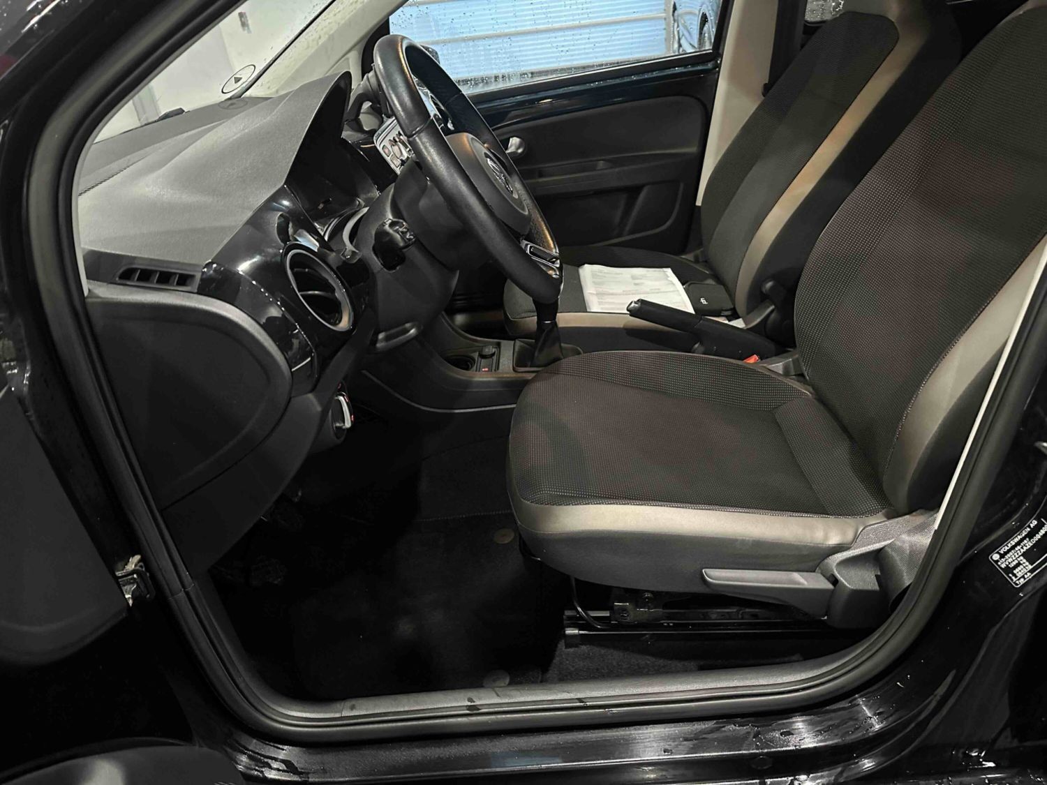 Billede af VW up 1,0 MPI BMT High 75HK 5d