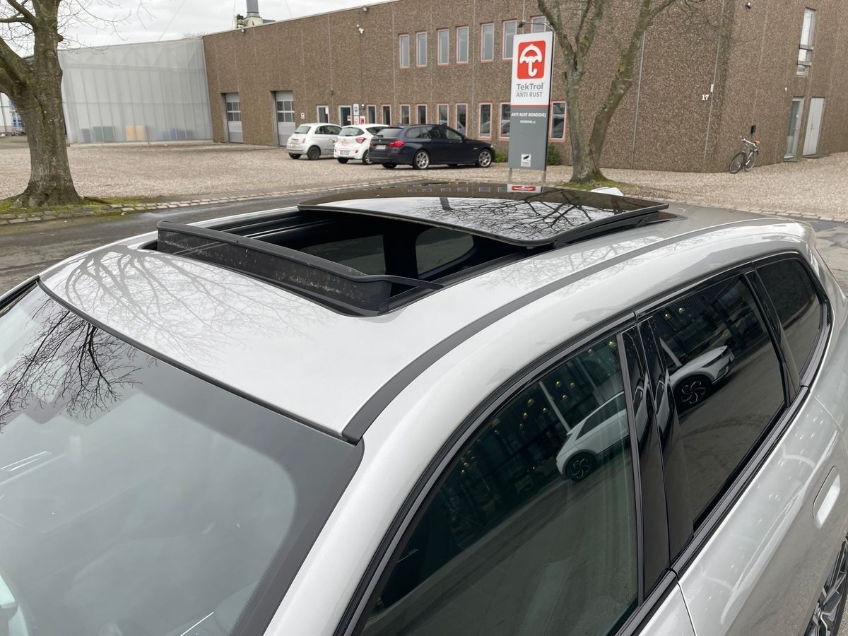 Billede af BMW iX1 xDrive30 EL M-Sport 4x4 313HK 5d Aut.