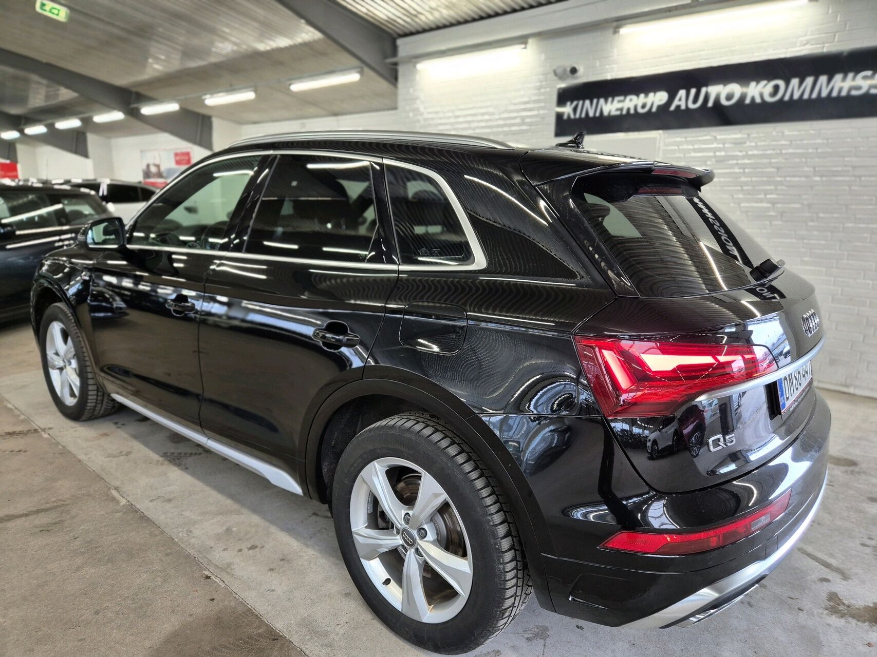 Billede af Audi Q5 2,0 50 TFSI e  Plugin-hybrid S Line Quattro S Tron 299HK 5d 7g Aut.