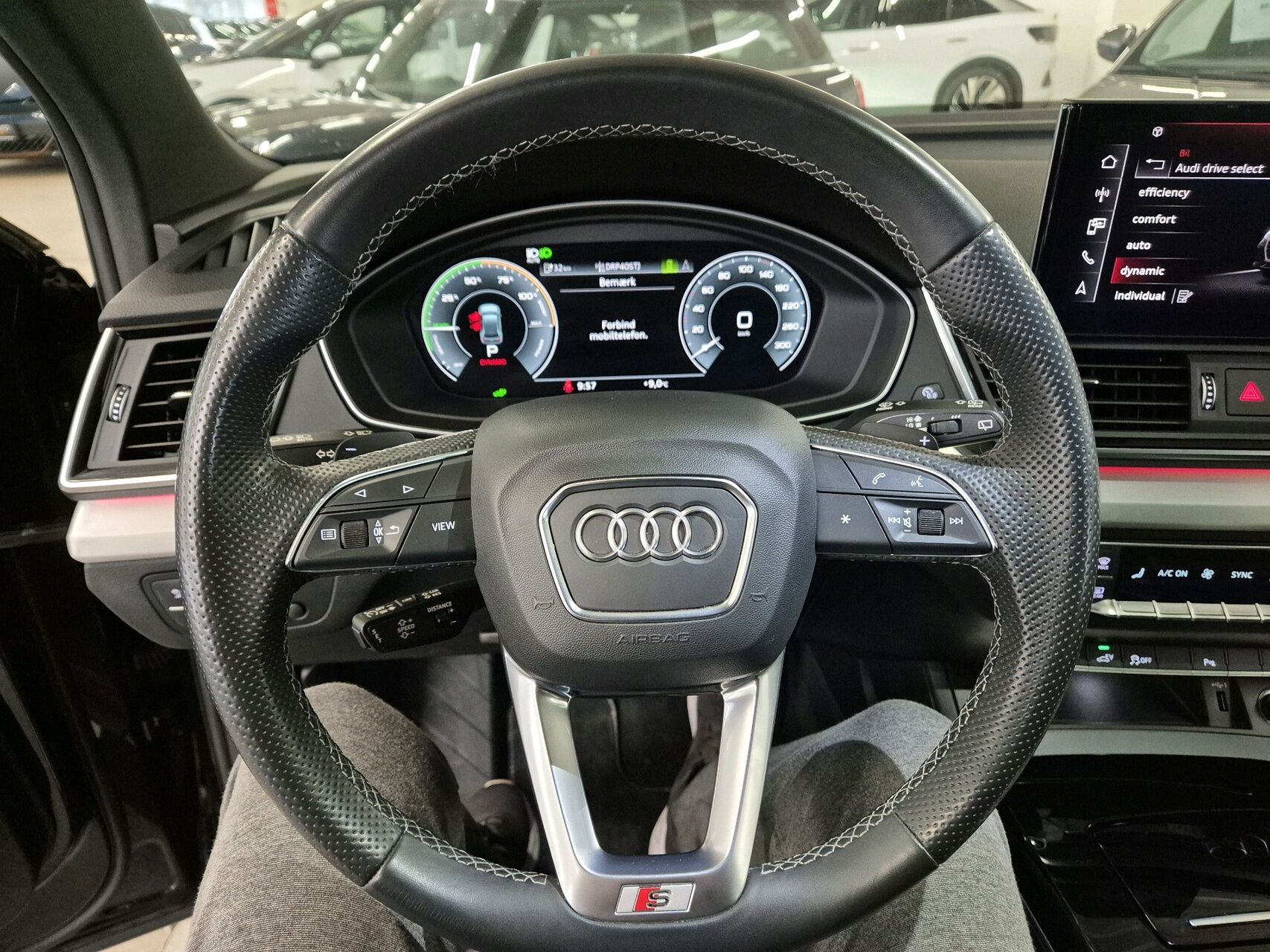 Billede af Audi Q5 2,0 50 TFSI e  Plugin-hybrid S Line Quattro S Tron 299HK 5d 7g Aut.