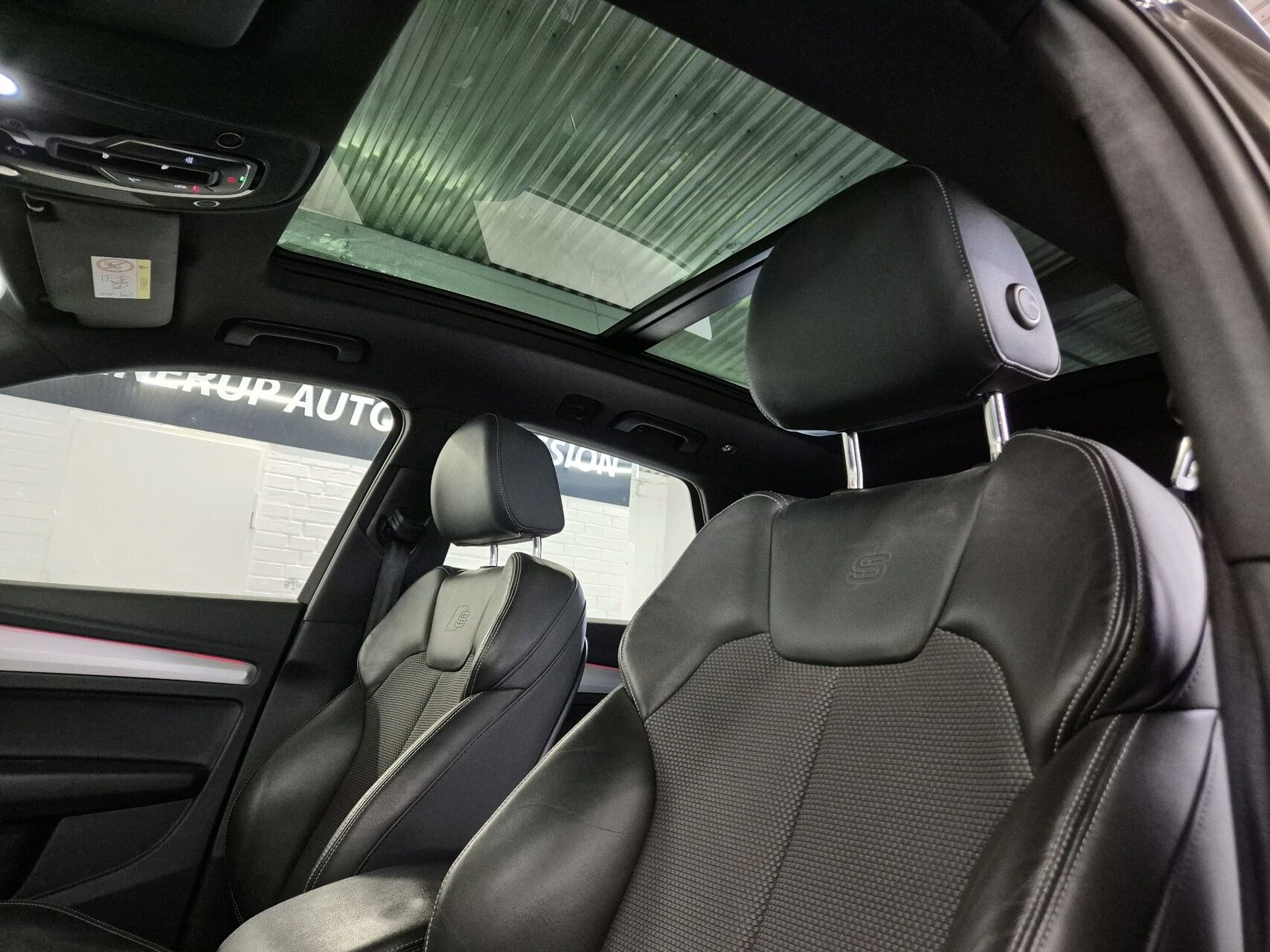 Billede af Audi Q5 2,0 50 TFSI e  Plugin-hybrid S Line Quattro S Tron 299HK 5d 7g Aut.