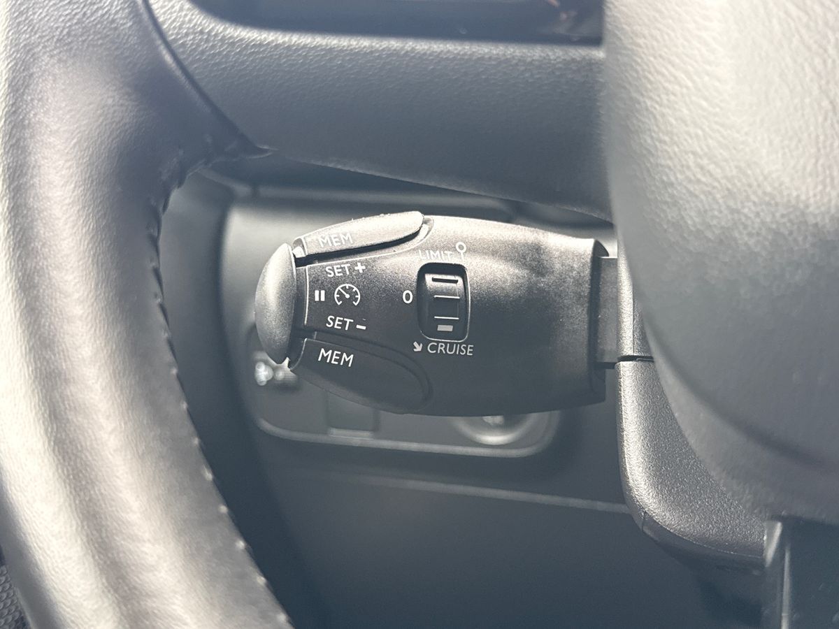 Billede af Citroën C3 1,2 PureTech Shine Sport 83HK 5d